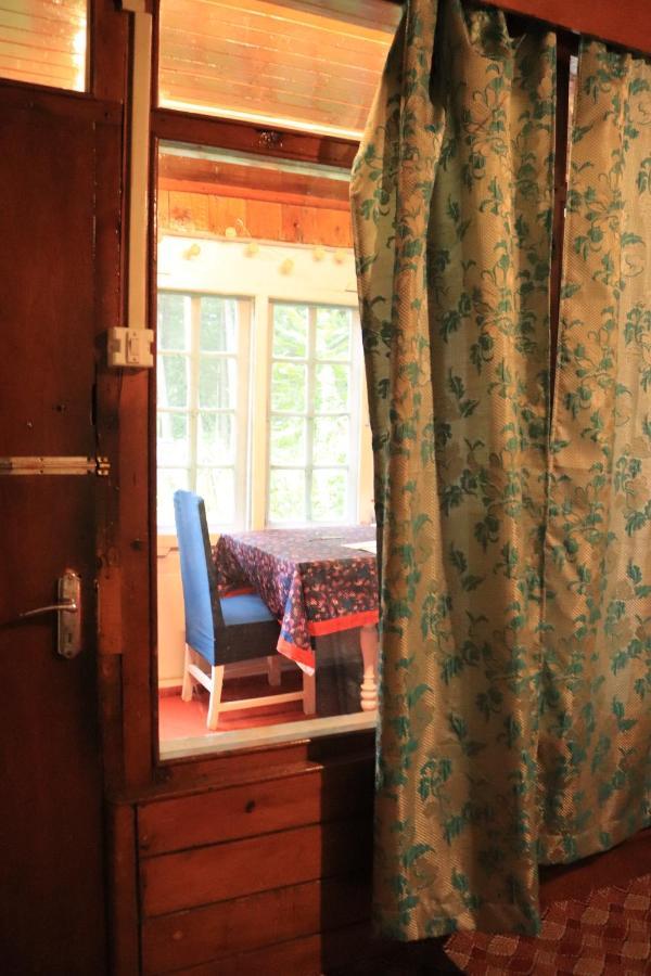 Oswal Cottage Pahalgām Exteriör bild